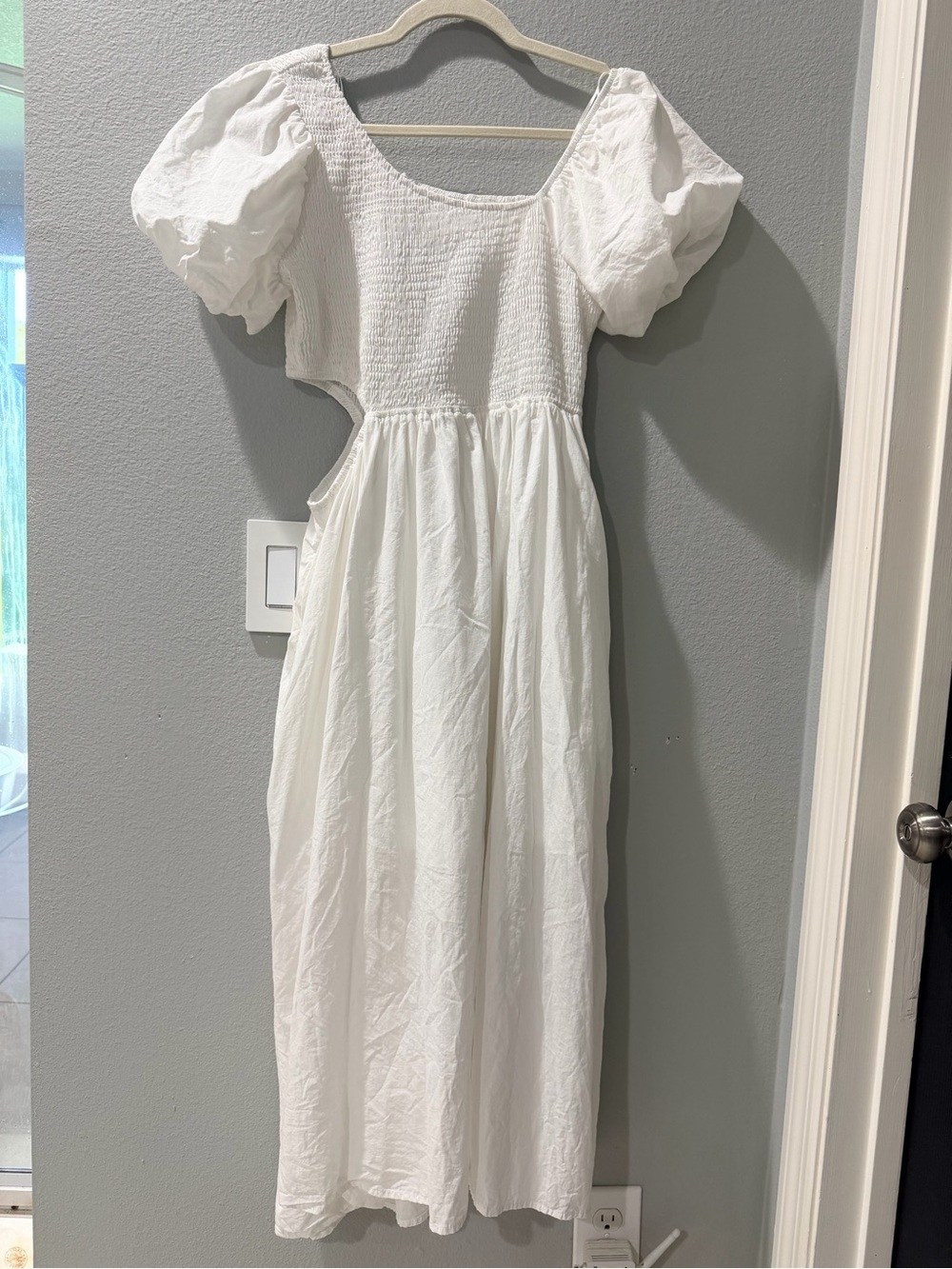 Heyson Elegant Puff Sleeve Asymmetrical Open Side Maxi Dress in White Large -R-